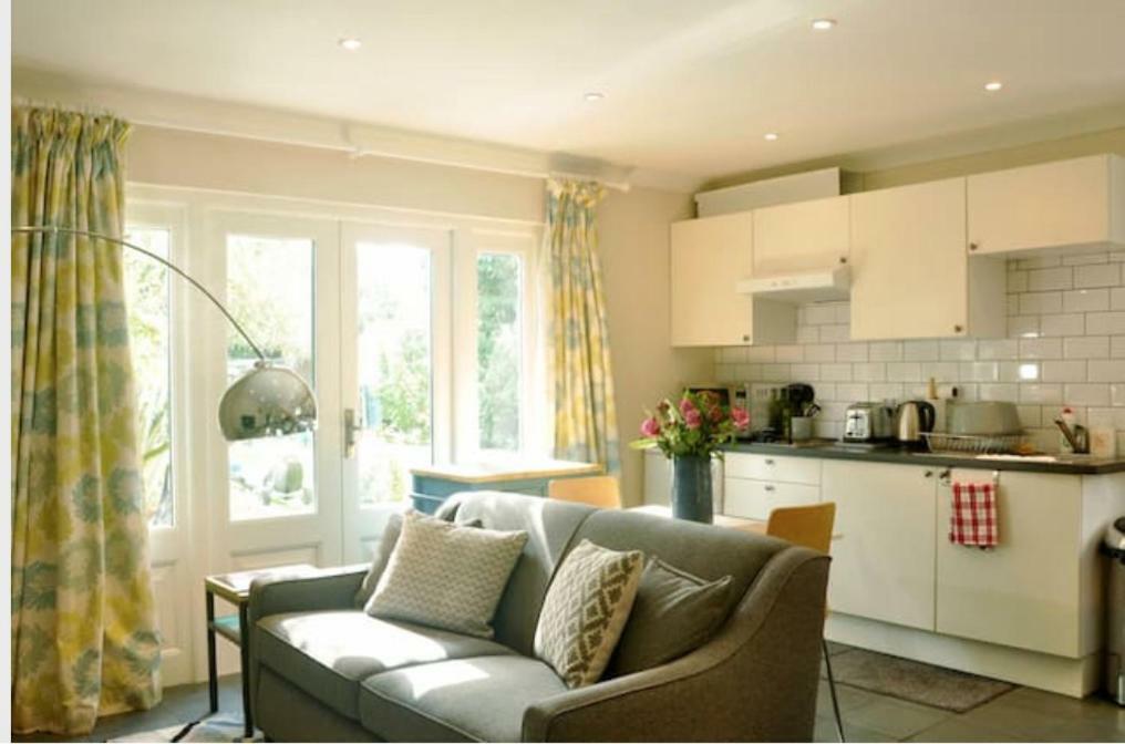 Trinidad, 45 School Road, Coach House Apartment Birmingham